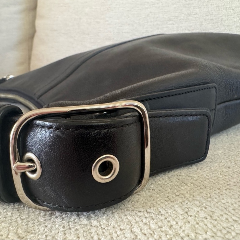 Vintage Coach Black Leather Bag - Picture 2 of 11